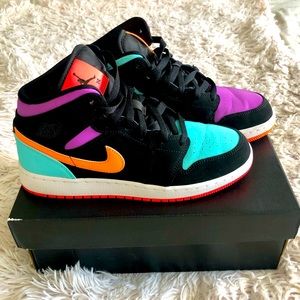Nike Air Jordan 1 Mid in Black/Orange, Purple, Turq, Coral Size 6Y/Eur38.5/UK5.5
